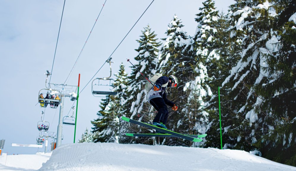 Sauts pour les débutants au snowpark