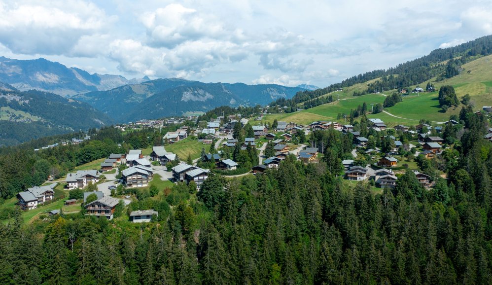 Village Cernix en été