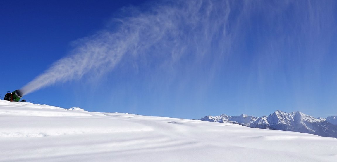 canon à neige artificielle